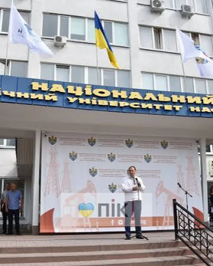 Олександр Білоцький